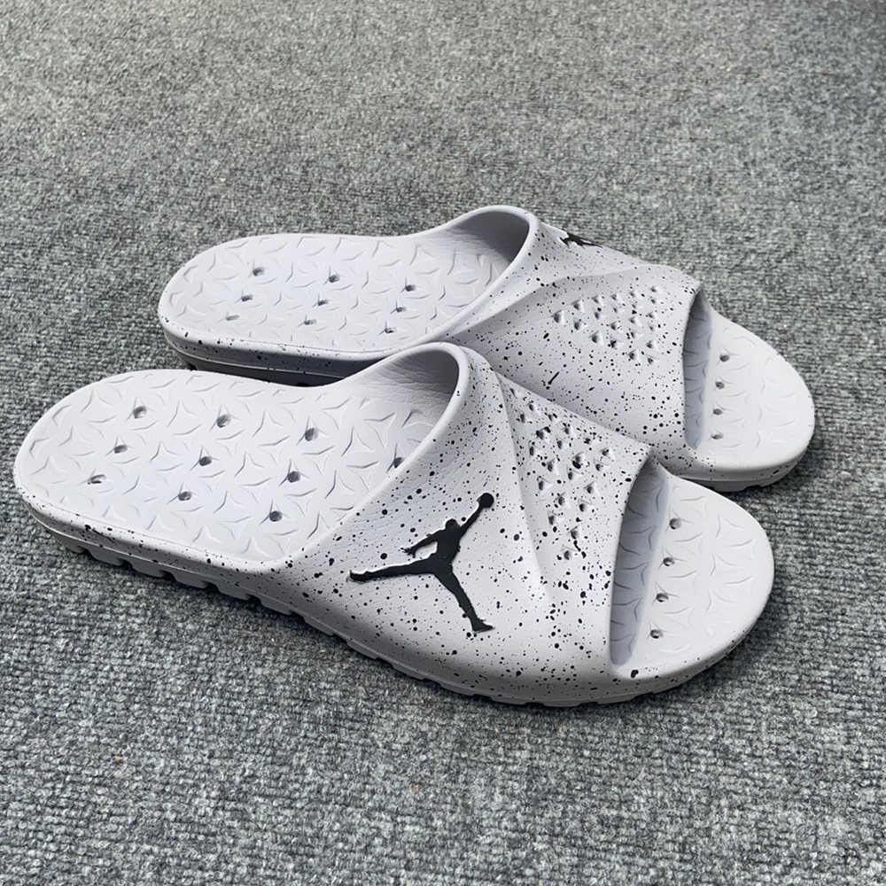 JORDAN solar soft flip flop shower shoe size 13